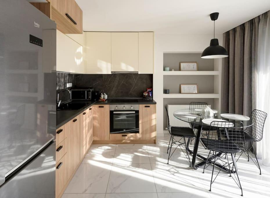 Twin Superior Suites Tesalonika Bagian luar foto